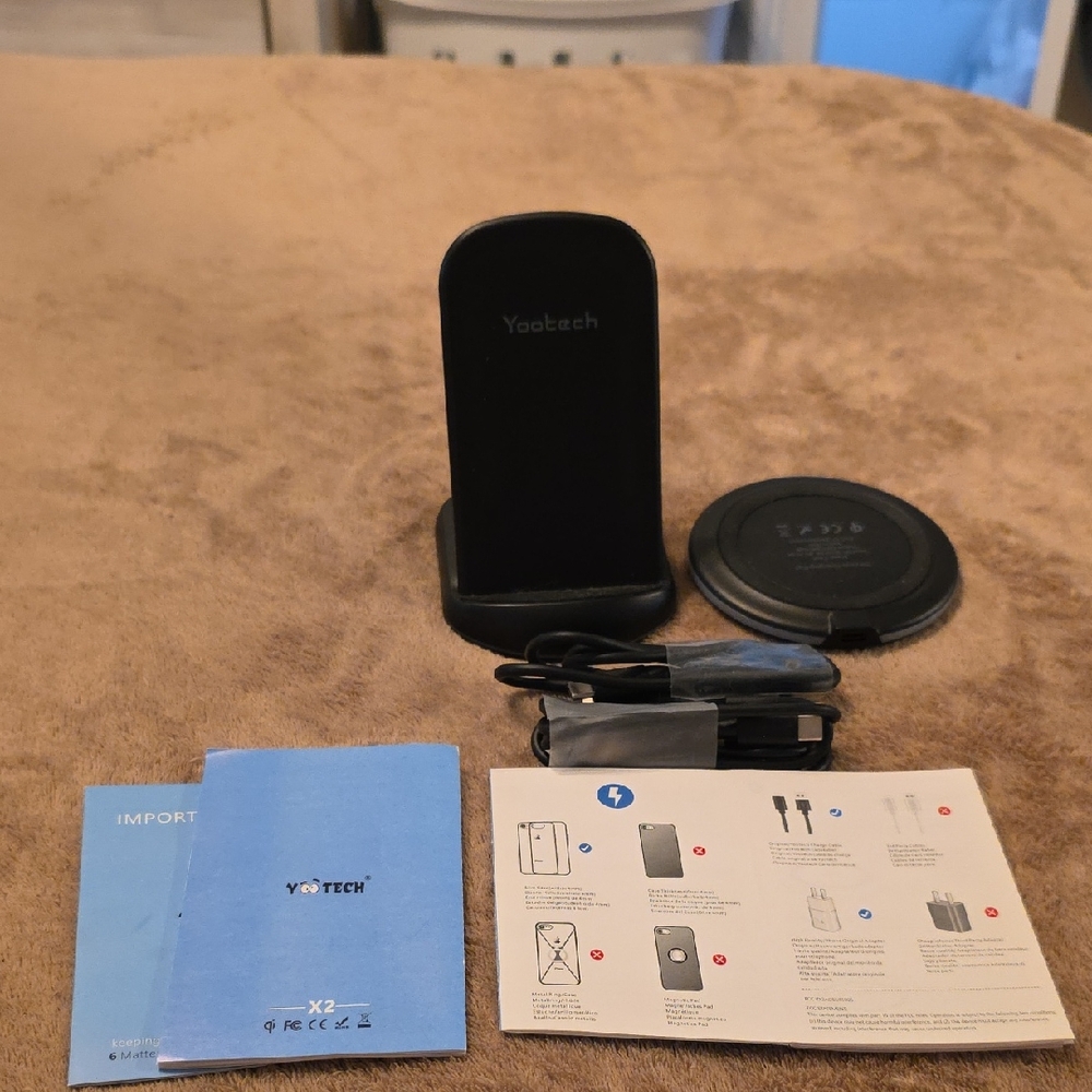 Yootech Wireless Charger Stand and Pad Set